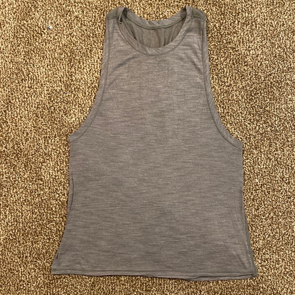 Lululemon tank